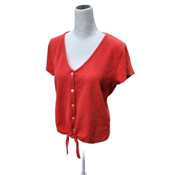 J. Crew Women's Textured Tie Front Top Size Medium Red Button Front V Neck - Picture 2 of 8